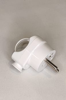 Wtyczka kątowa rozbieralna z uchwytem