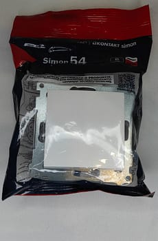 Simon 54 Łącznik jednobiegunowy biały