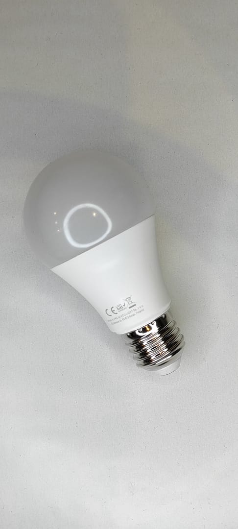 Żarówka CLASSIC E27 10W 900lm 4000K